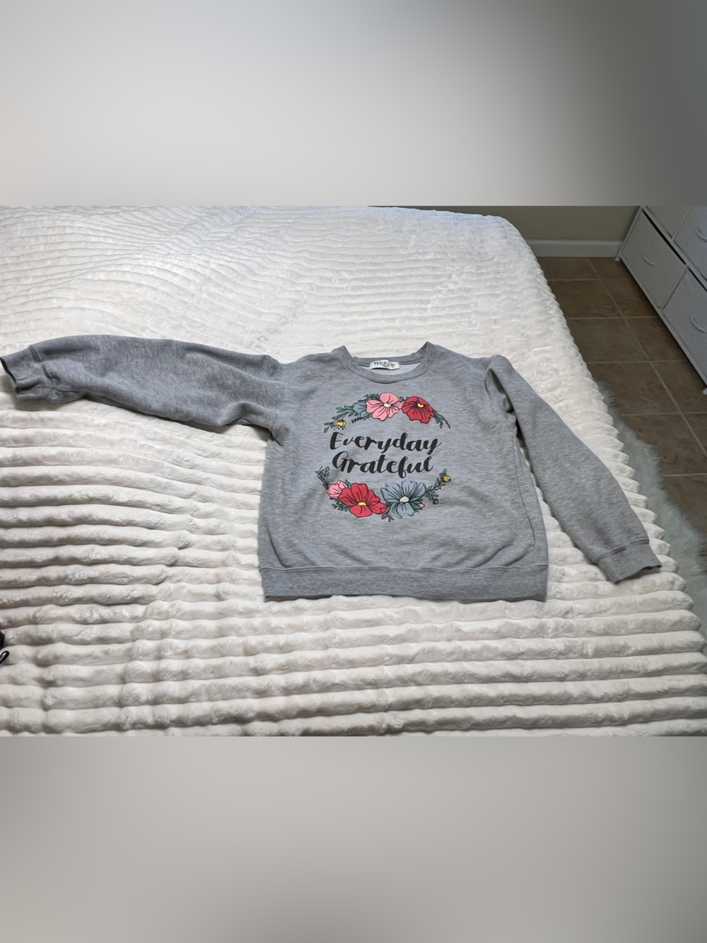Wound Up Gray Crewneck Pullover Sweater